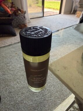 Aroma360 My Way Leather Sandalwood Amber Reed Diffuser Oil — Brown